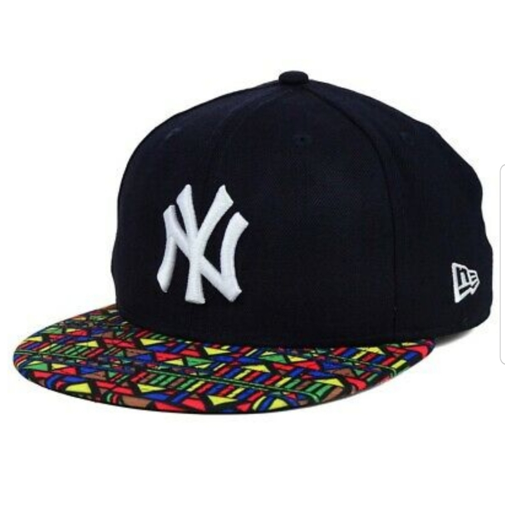 🆕️ New York Yankees Viza Hook Tribal New Era cap